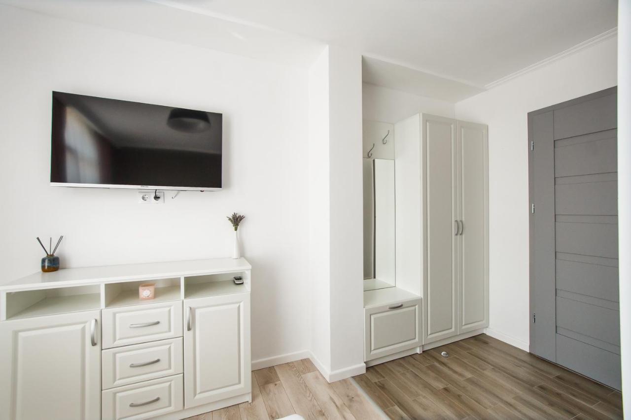 Apart Hotel Fresh Oradea Ngoại thất bức ảnh