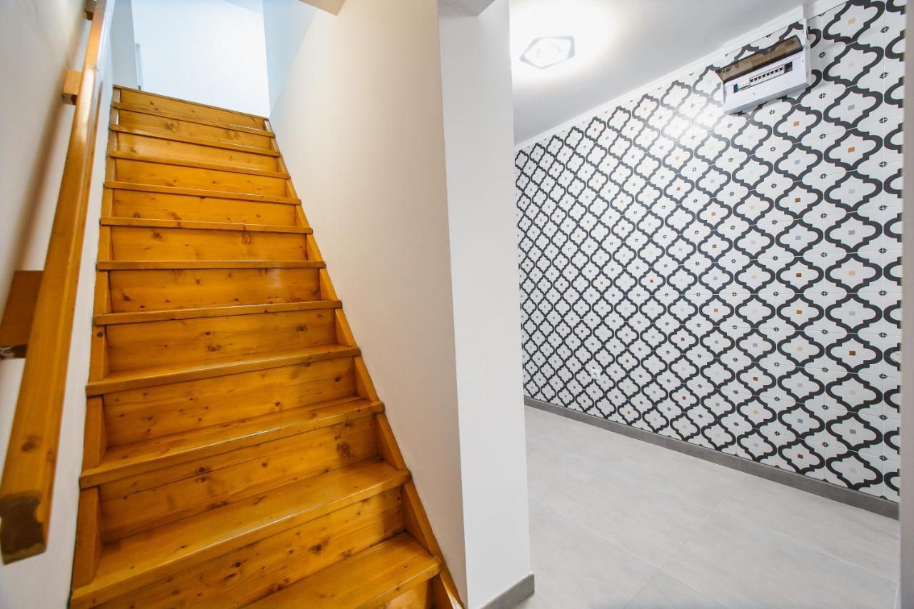 Apart Hotel Fresh Oradea Ngoại thất bức ảnh