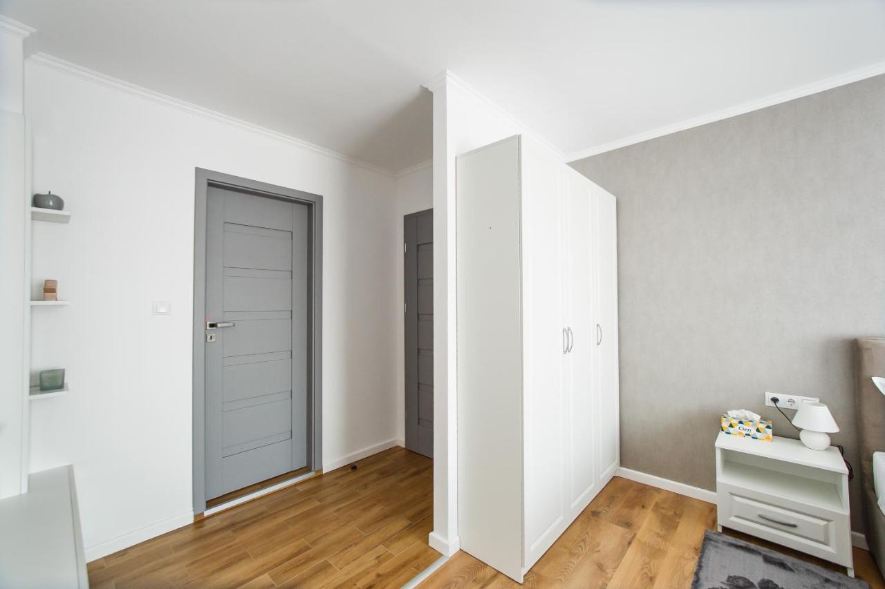 Apart Hotel Fresh Oradea Ngoại thất bức ảnh