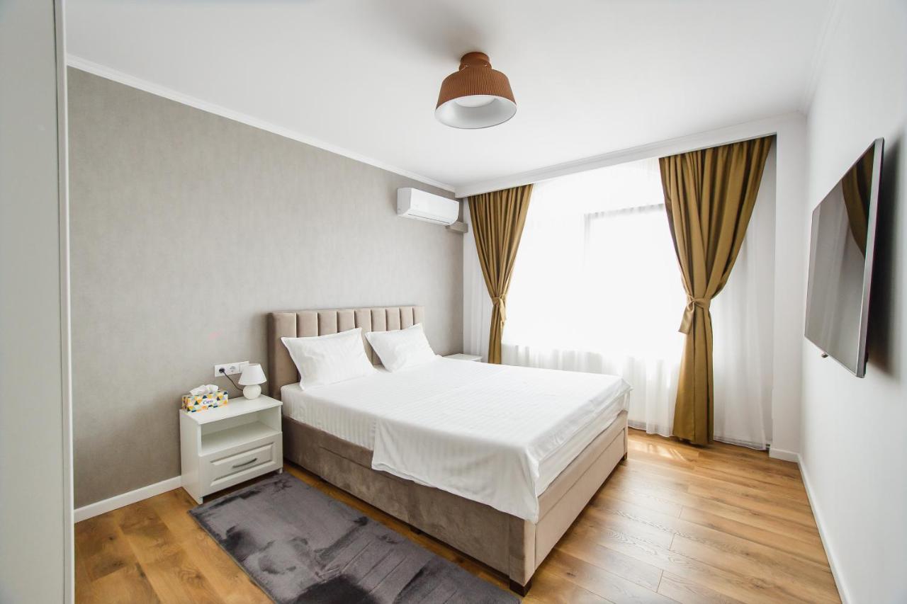 Apart Hotel Fresh Oradea Phòng bức ảnh