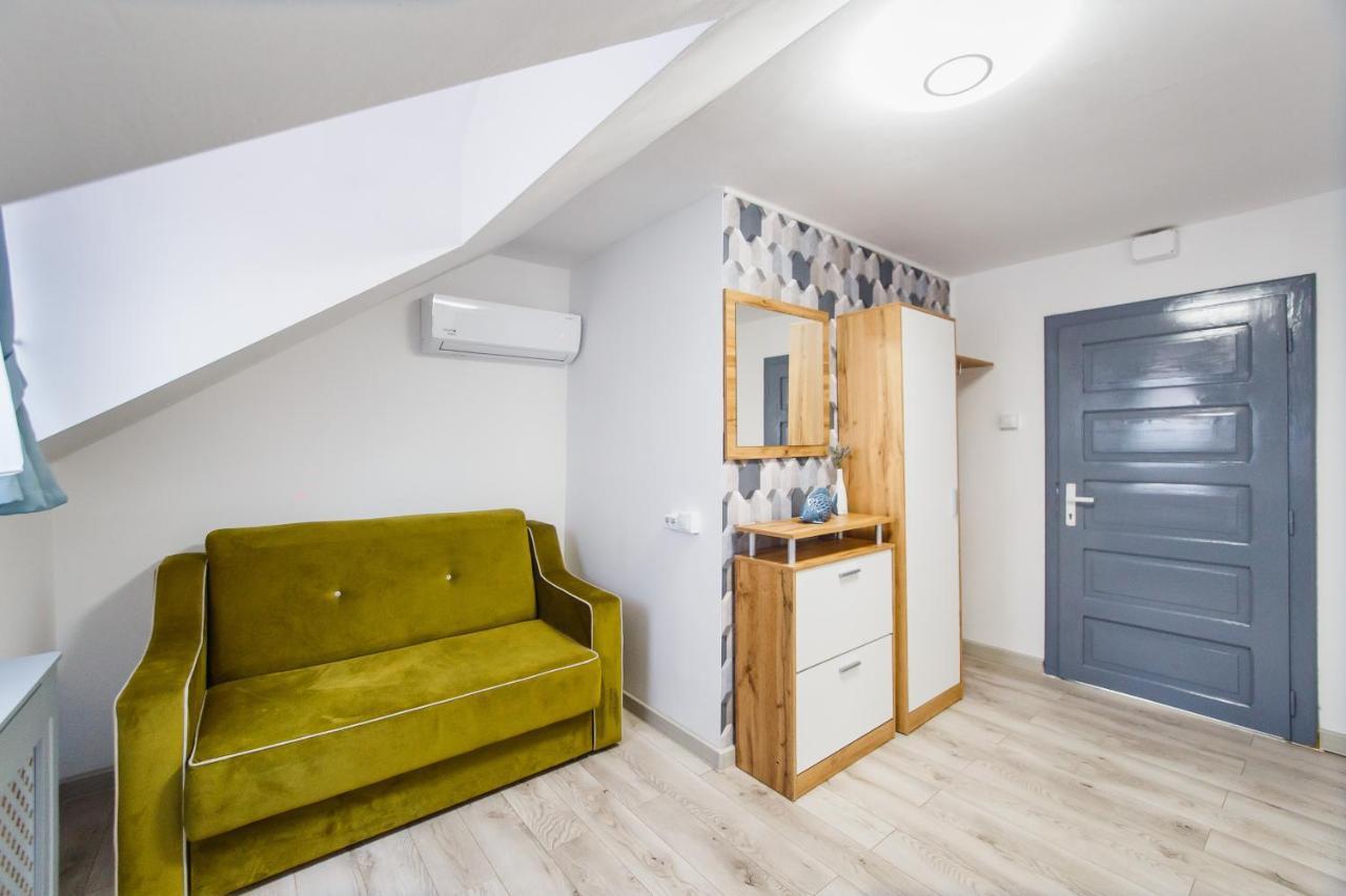 Apart Hotel Fresh Oradea Ngoại thất bức ảnh
