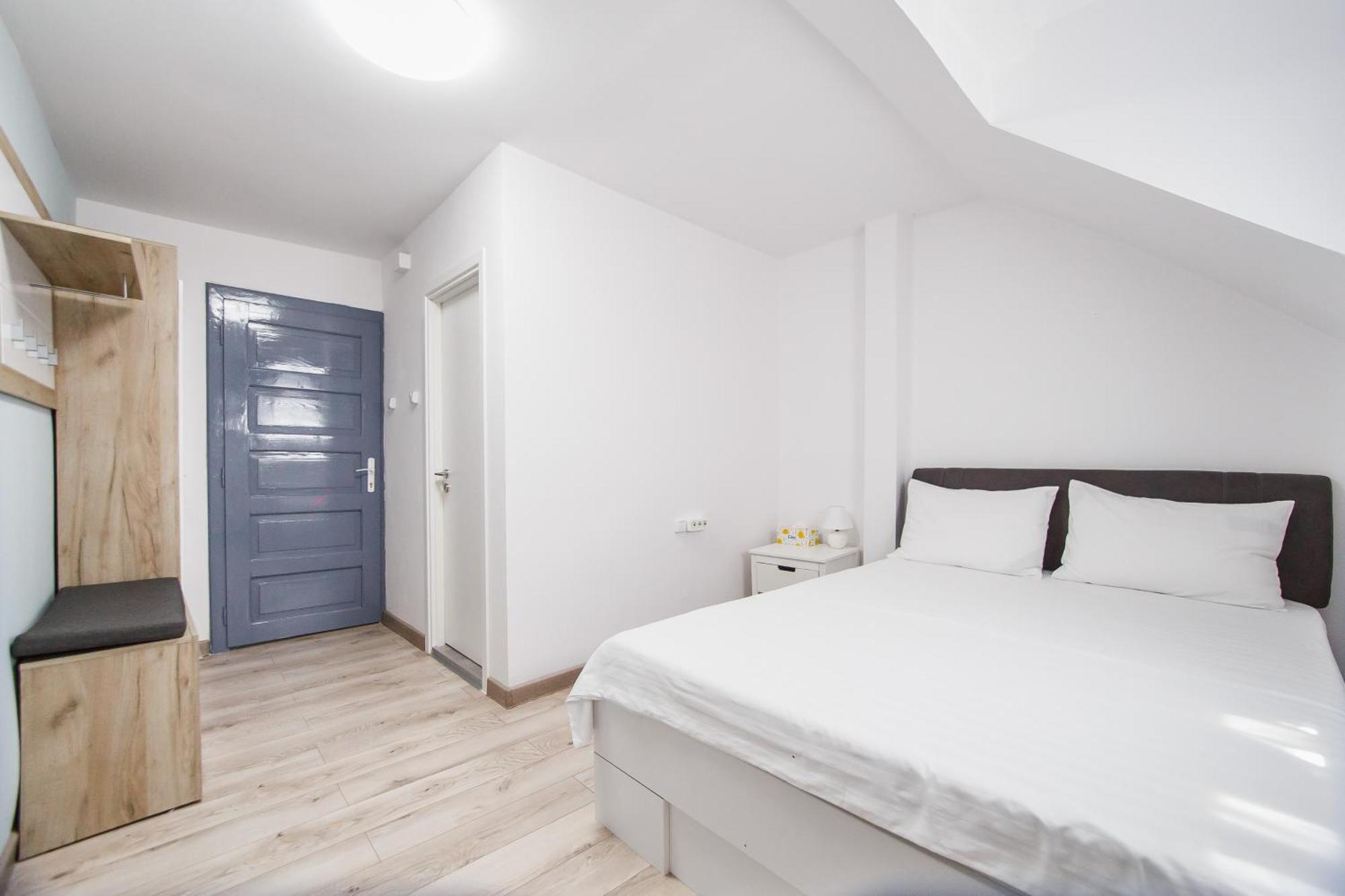 Apart Hotel Fresh Oradea Phòng bức ảnh
